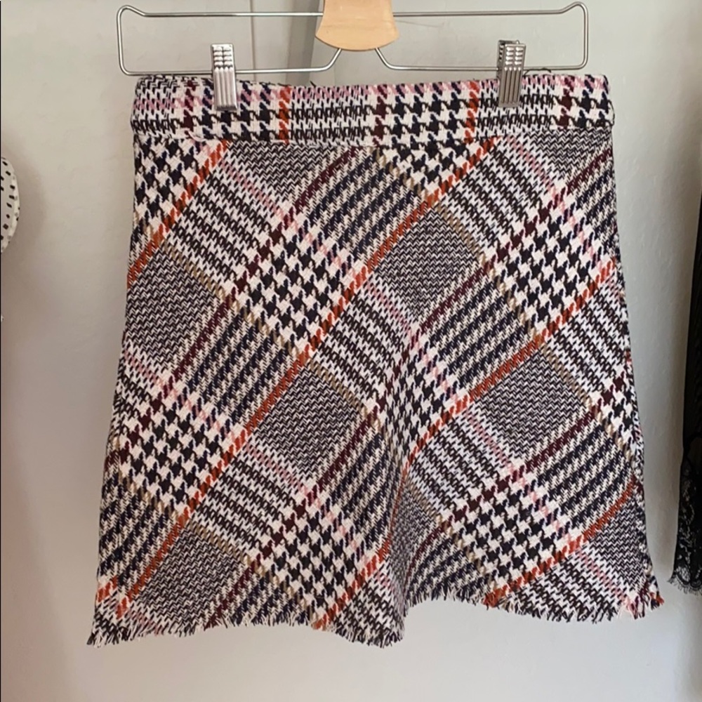 Mini tweed skirt
